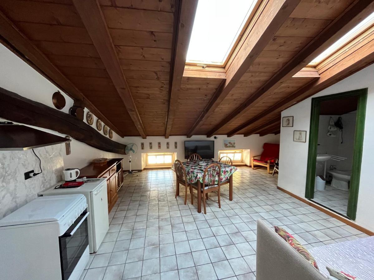 Ca' Adele Apartment Morbegno Bagian luar foto